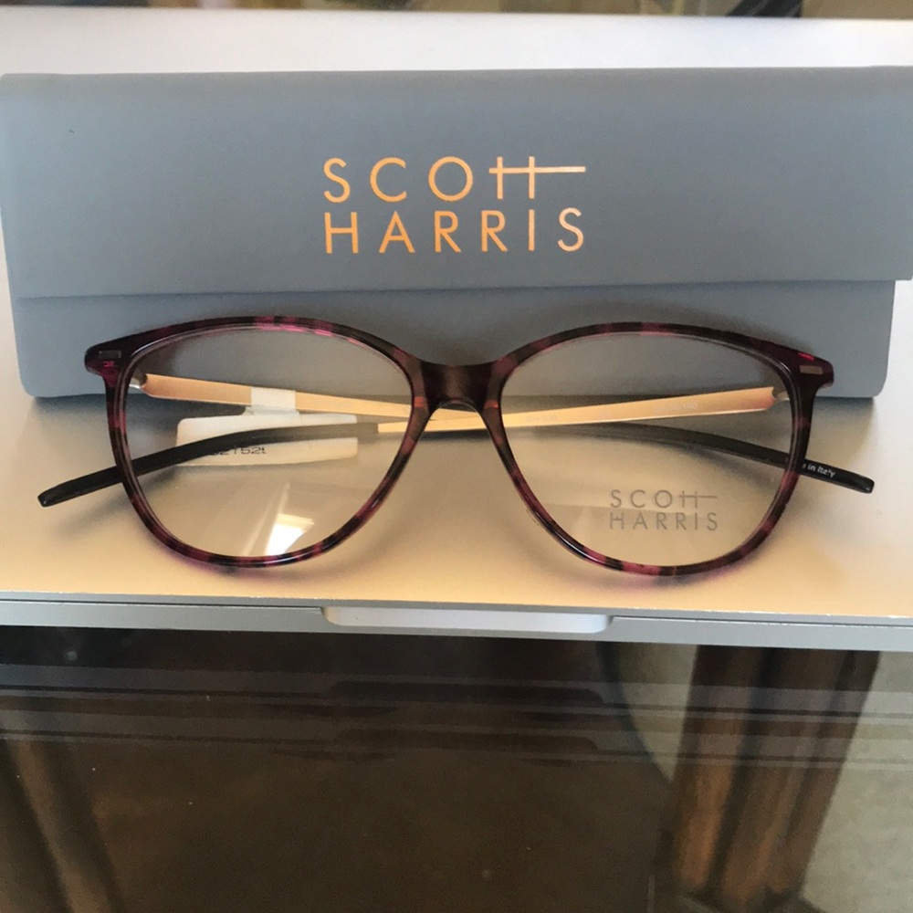 Scott Harris Europa SH-538 - NEW with original cas